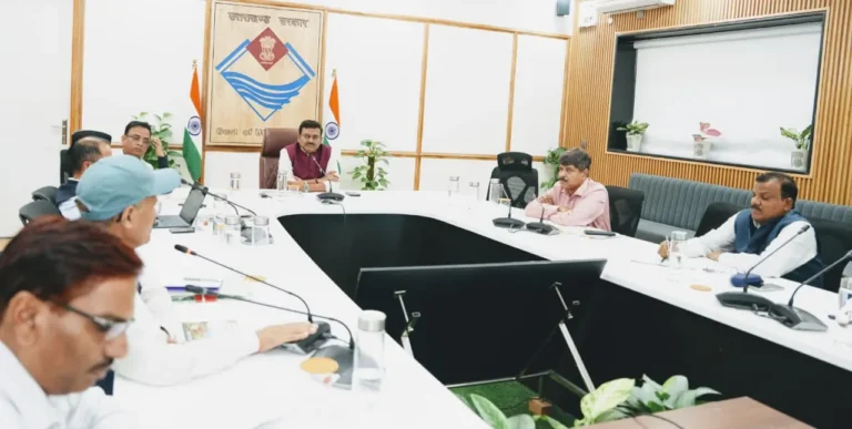 उत्तराखंड में सेब, कीवी और ड्रैगन फ्रूट उत्पादन को मिलेगा बढ़ावा, क्लस्टर आधारित खेती पर जोर