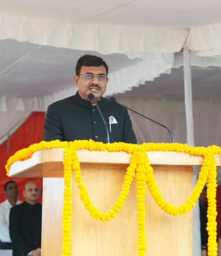 स्वतंत्रता दिवस पर मुख्य सचिव ने सुशासन, विकसित उत्तराखण्ड और हिमालय संरक्षण का लिया संकल्प